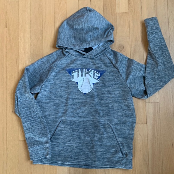 Boy’s Nike hoodie - Picture 1 of 5
